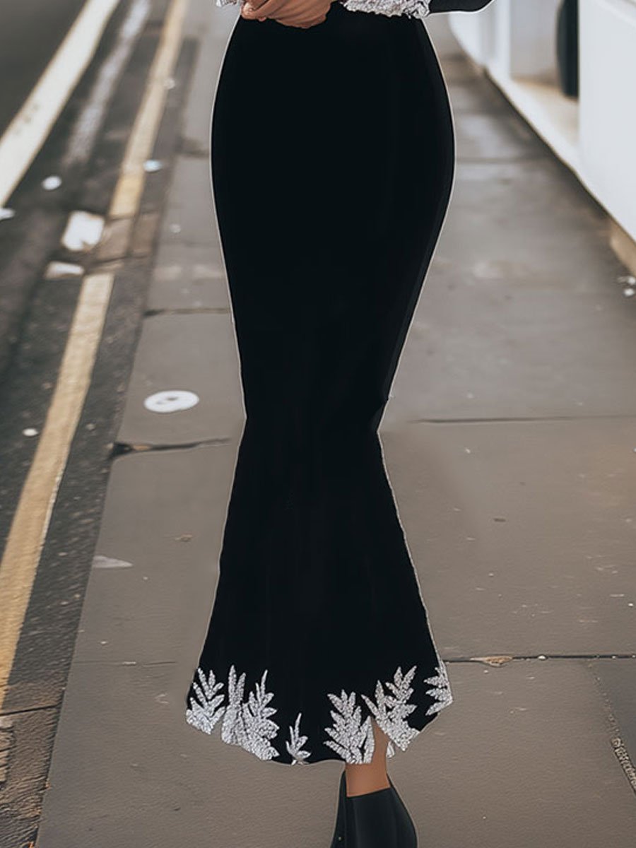 Black Velvet Dress with White Lace Black Velvet Dress with White Lace